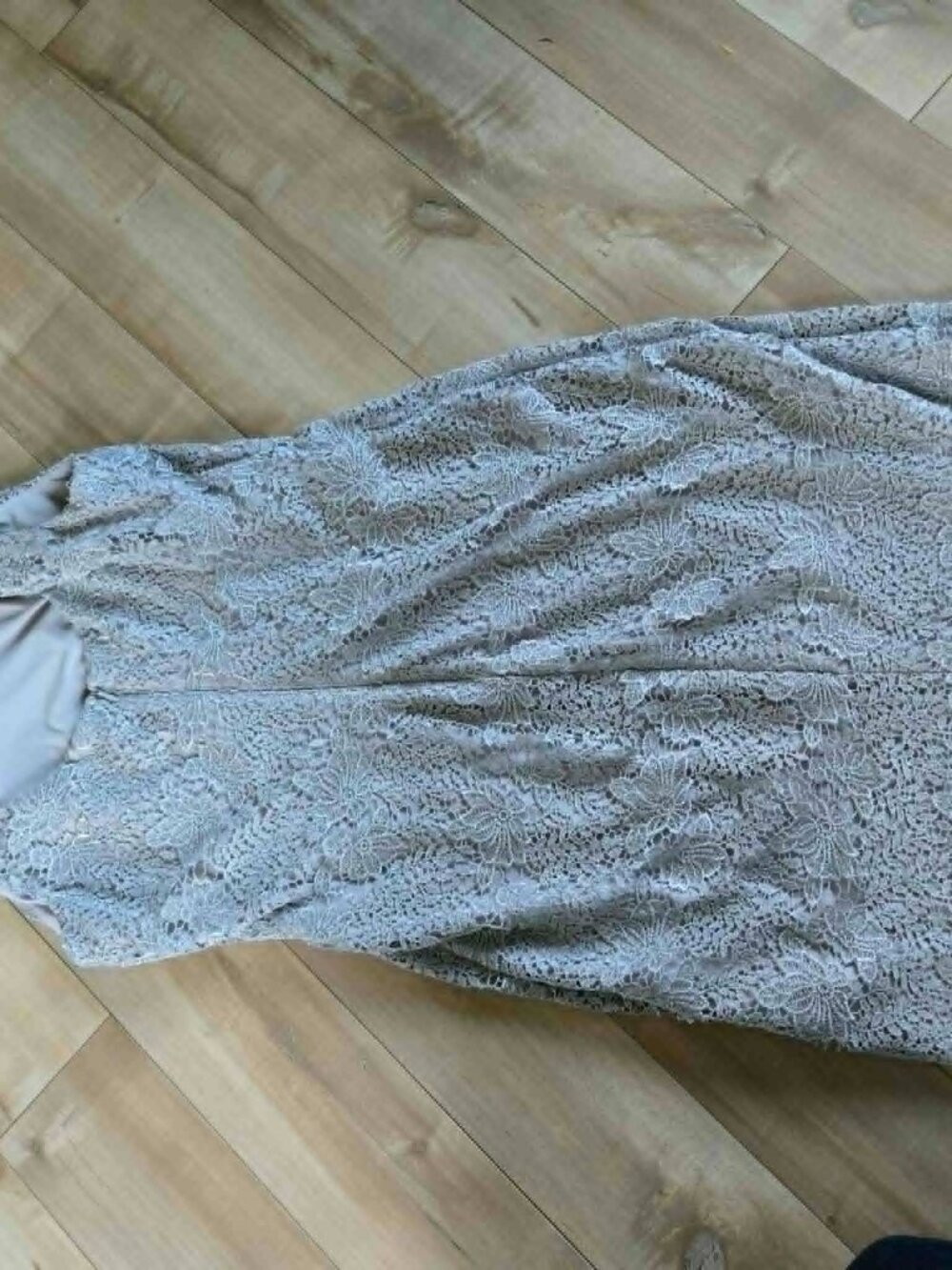 Lauren Ralph Lauren Metallic Silver Floral Lace Sheath Dress - Picture 9 of 9
